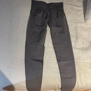 NVGTN workout leggings